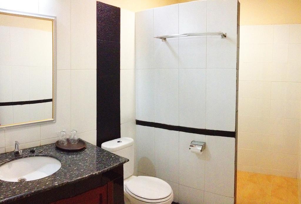 3C Familia Residence Джокьякарта Номер фото